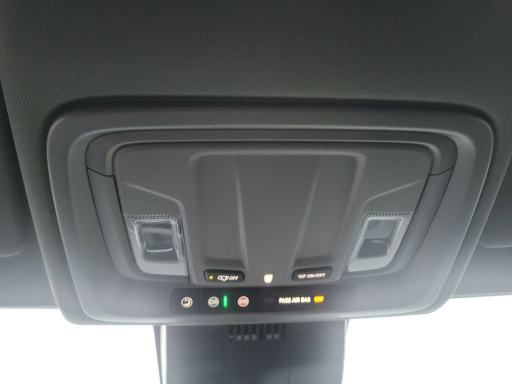 New 2025 Chevrolet Silverado 1500 LT AWD/4WD image 18