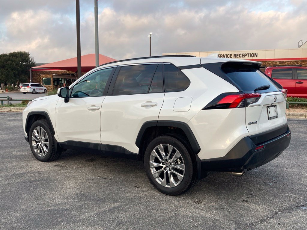 Used 2024 Toyota RAV4 XLE Premium w/ Weather Package FWD image 7