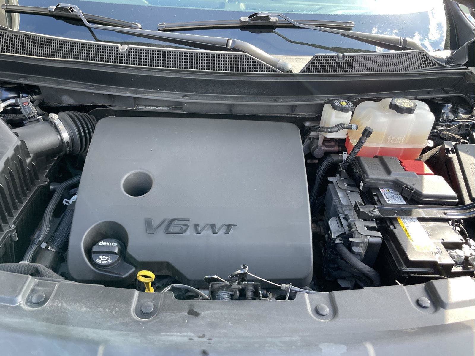 Used 2023 Chevrolet Traverse LT AWD/4WD image 11
