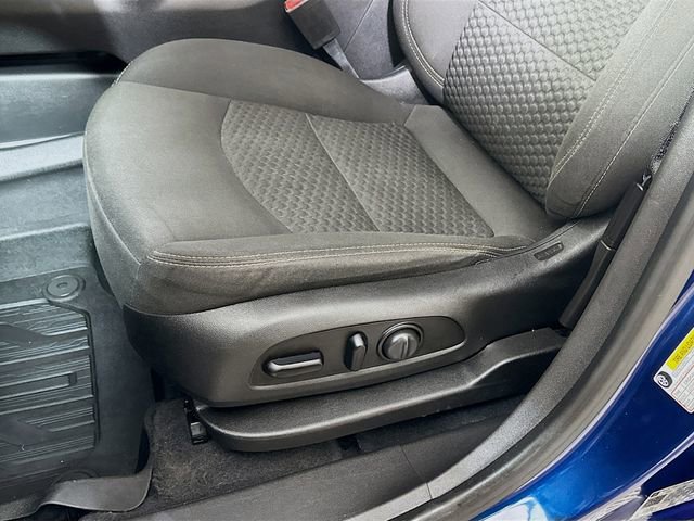 Used 2020 GMC Terrain SLE w/ Driver Convenience Package image 19