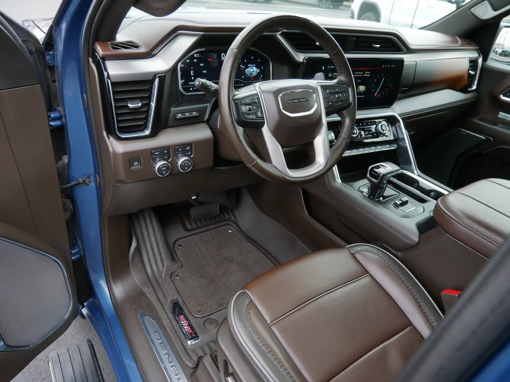 Used 2024 GMC Sierra 1500 Denali w/ Denali Reserve Package image 12