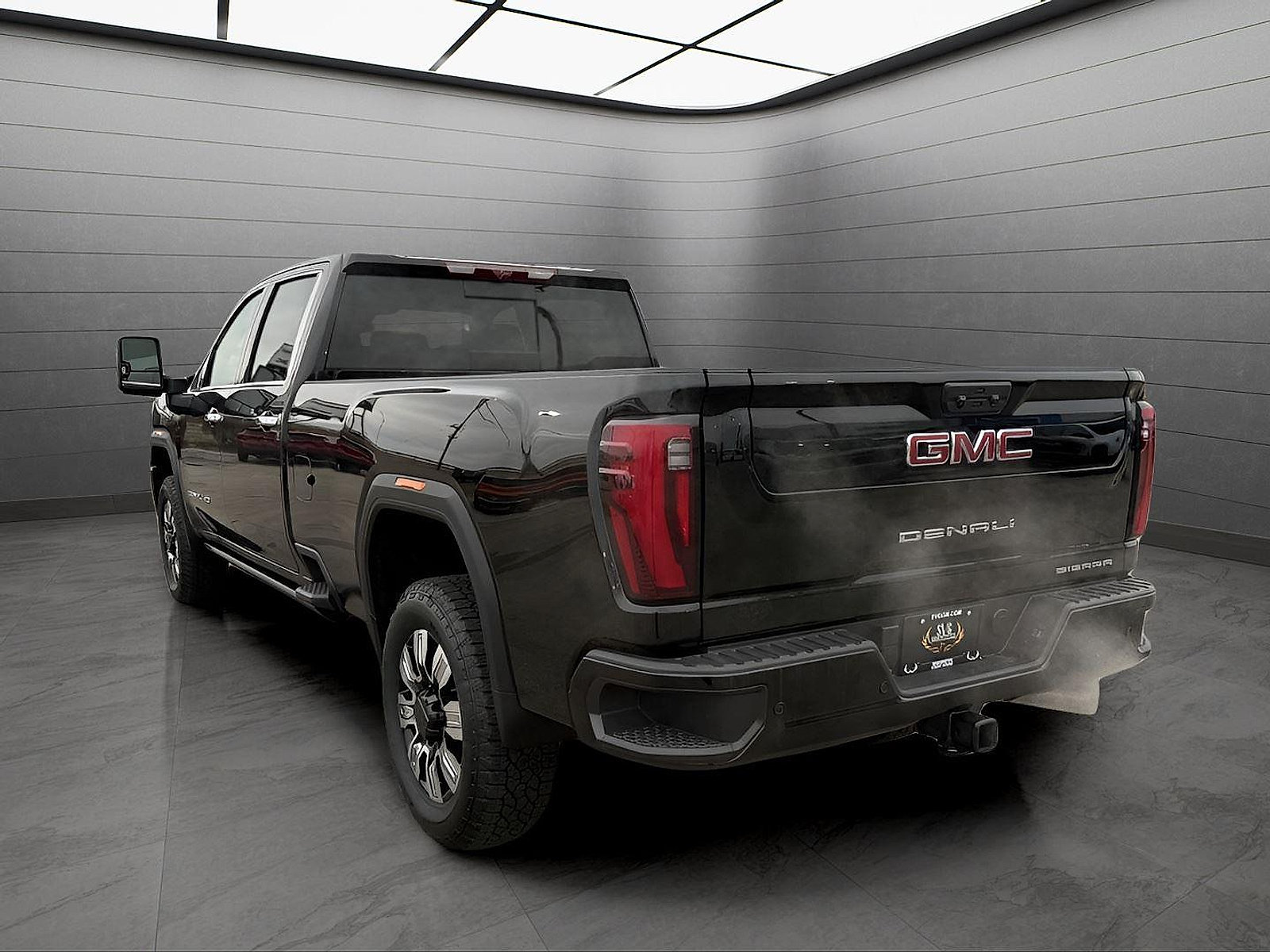 New 2026 GMC Sierra 3500 Denali w/ Denali Reserve Package AWD/4WD image 3