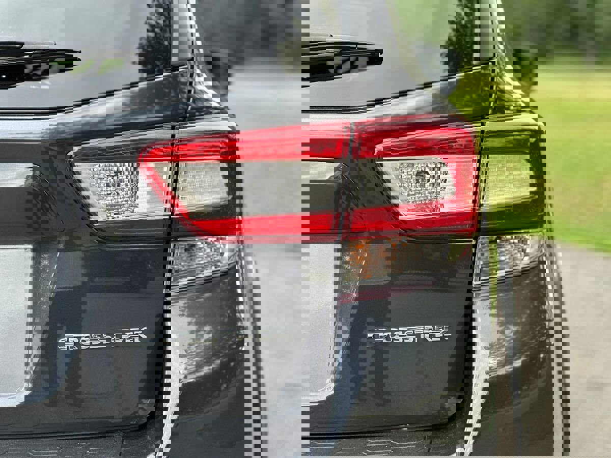 Used 2019 Subaru Crosstrek 2.0i Premium w/ Eyesight System image 43