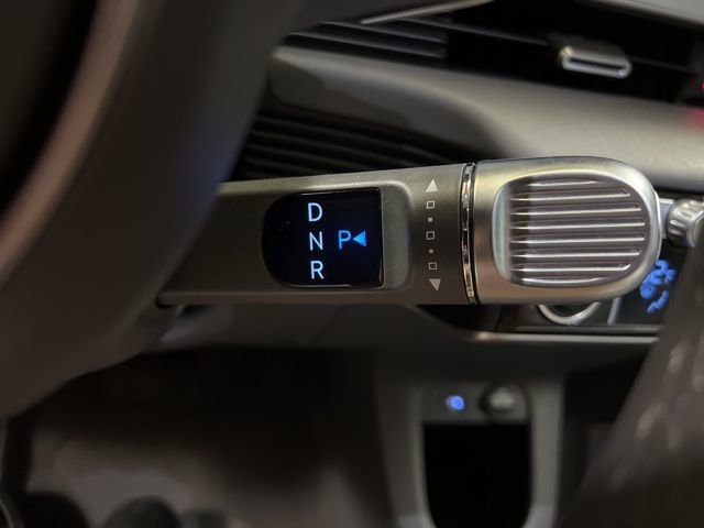 Used 2024 Hyundai Ioniq 5 Limited image 42