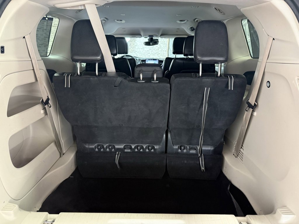 Used 2022 Chrysler Pacifica Touring-L image 14