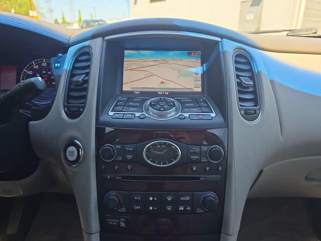 Used 2010 INFINITI EX35 Journey RWD image 22