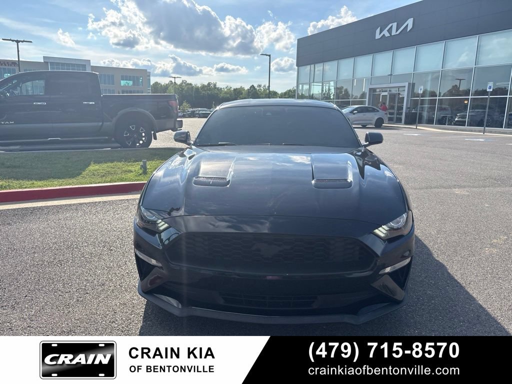 Used 2021 Ford Mustang Premium RWD image 6
