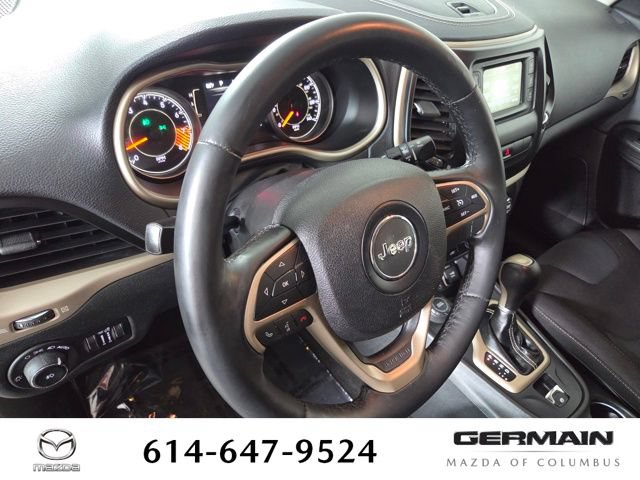 Used 2015 Jeep Cherokee Latitude w/ Trailer Tow Group AWD/4WD image 18