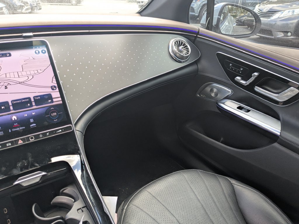 Certified 2023 Mercedes-Benz EQE 500 4MATIC Sedan image 4