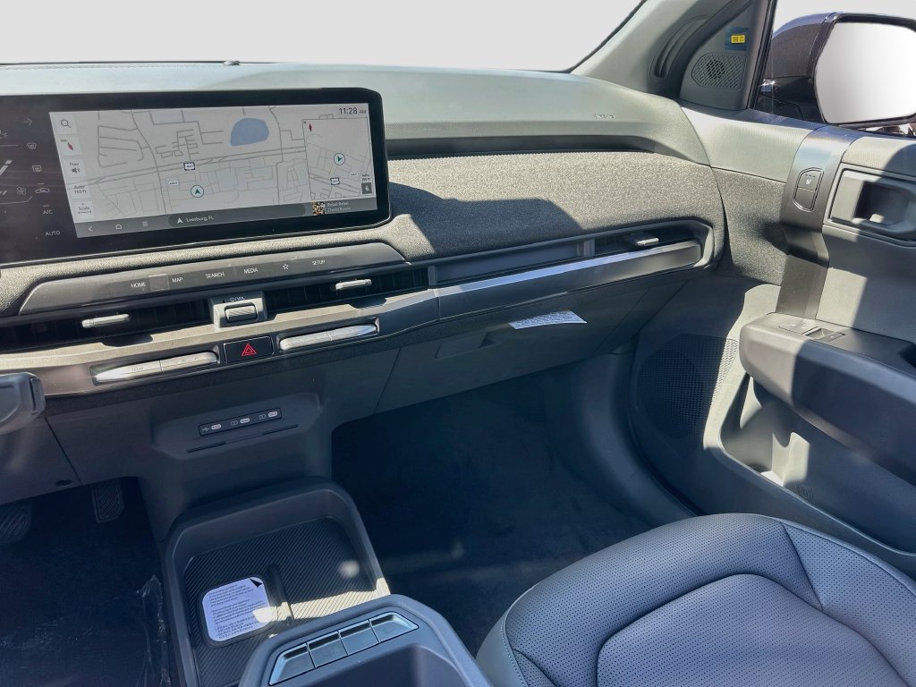 New 2027 Kia EV3 Wind FWD image 23