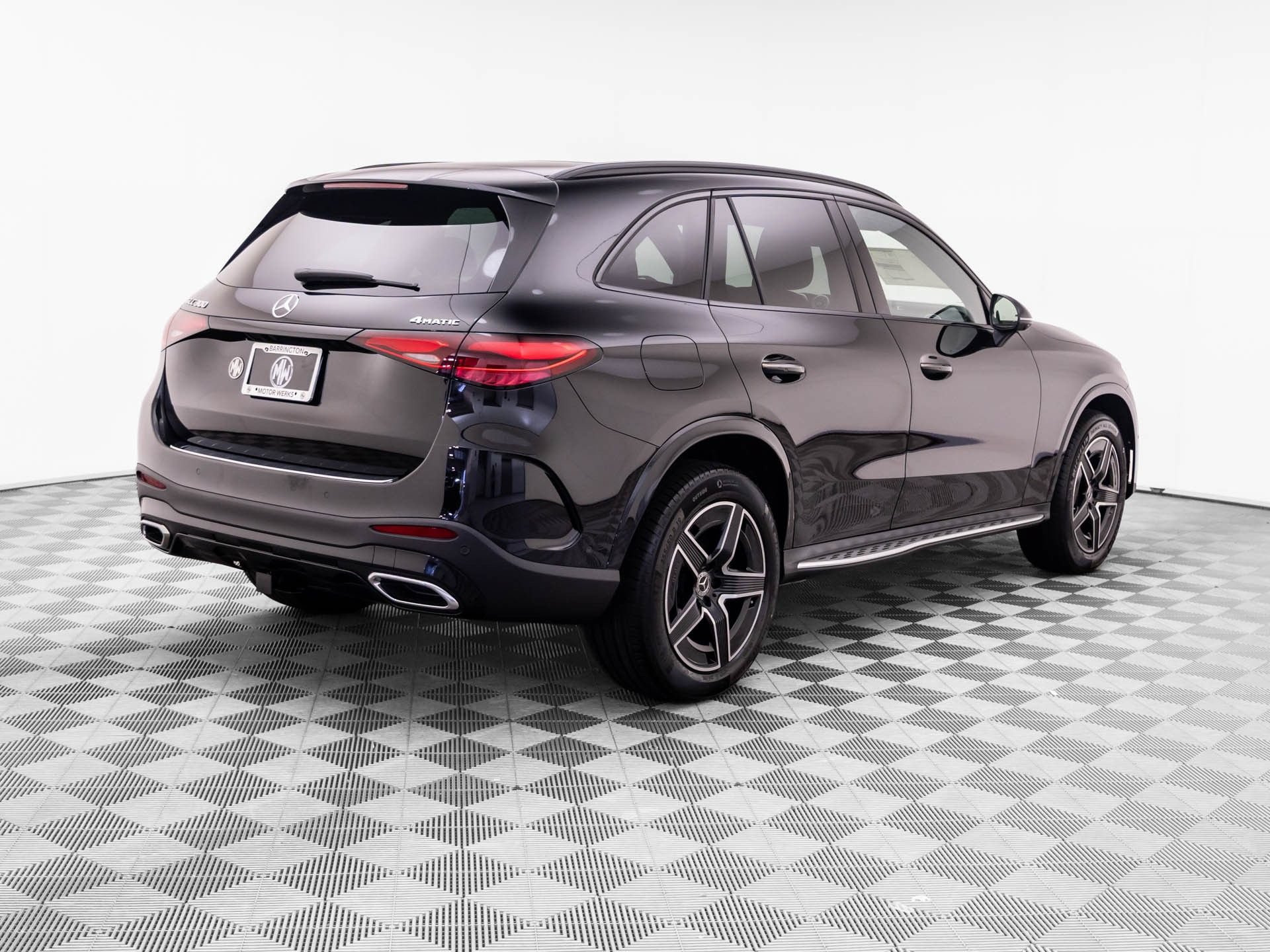 New 2027 Mercedes-Benz GLC 300 4MATIC image 5