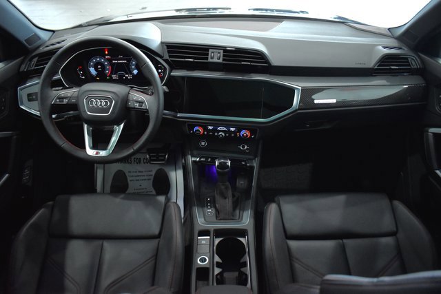Used 2025 Audi Q3 2.0T Premium Plus w/ Premium Plus Package image 12