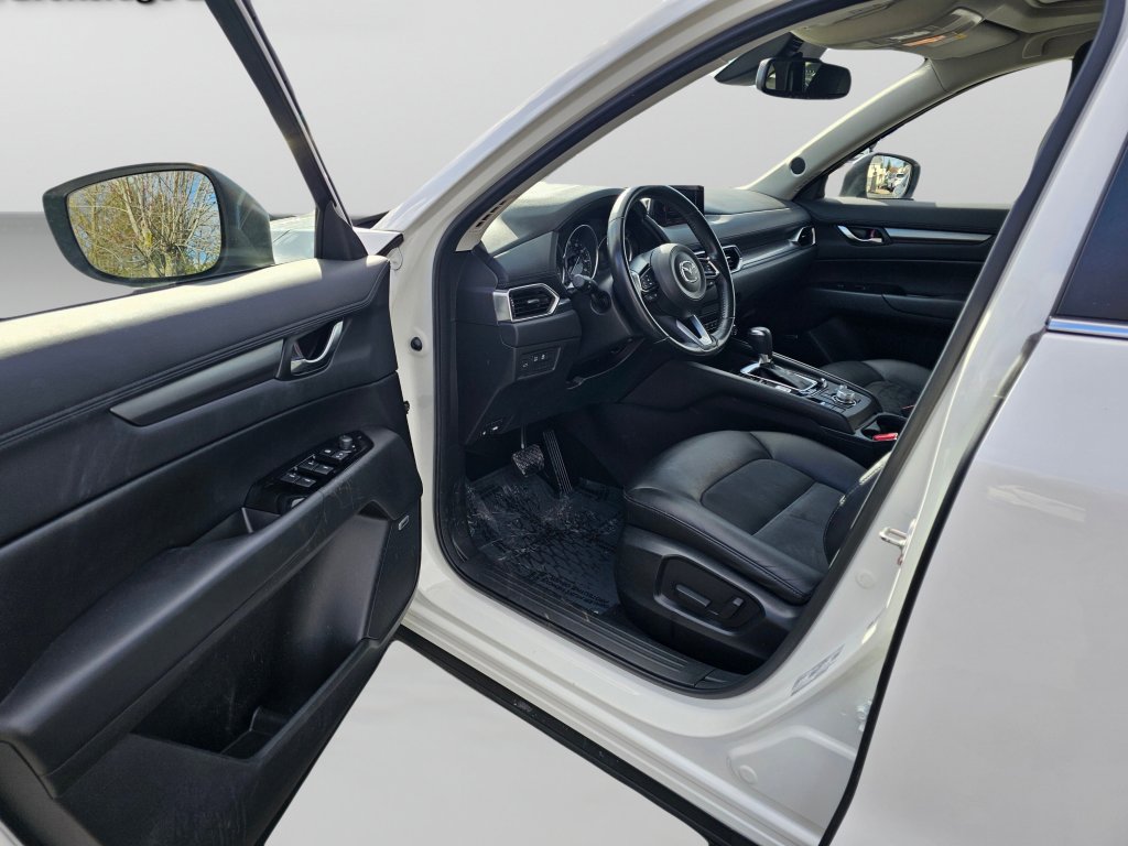 Used 2019 MAZDA CX-5 Touring image 19