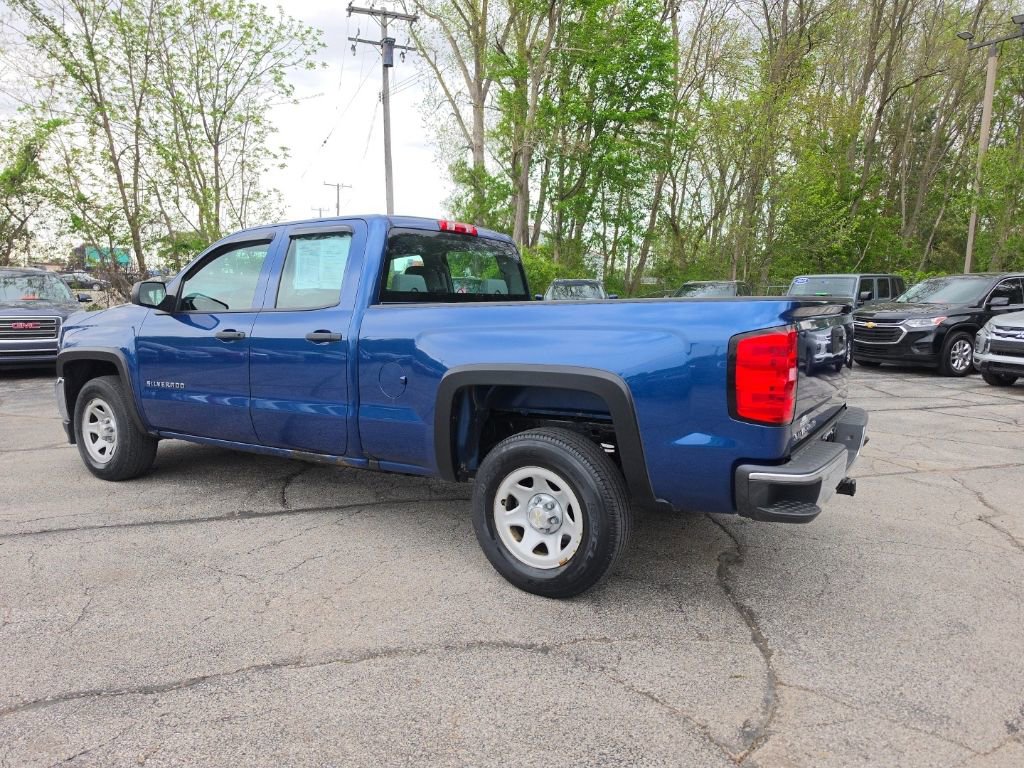 Used 2017 Chevrolet Silverado 1500 W/T w/ Trailering Package RWD image 4