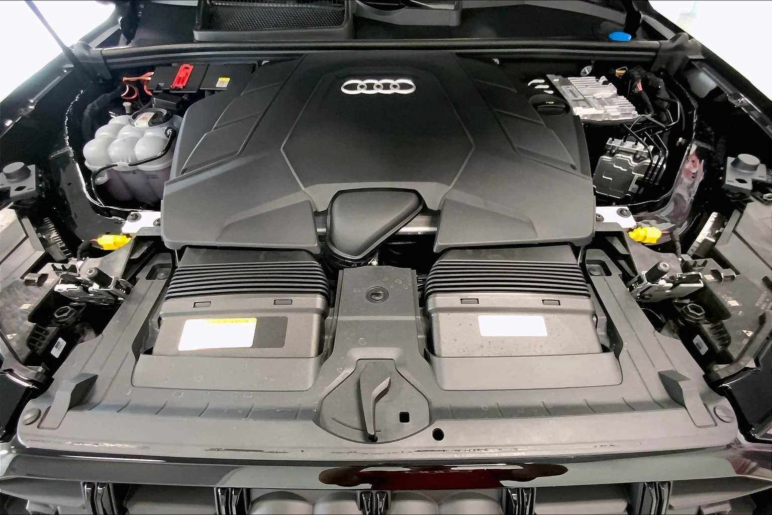 Used 2025 Audi Q7 3.0T Premium Plus w/ Premium Plus Package image 9