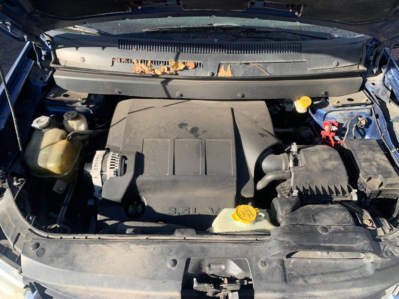 Used 2010 Dodge Journey SXT w/ Flexible Seating Group image 10