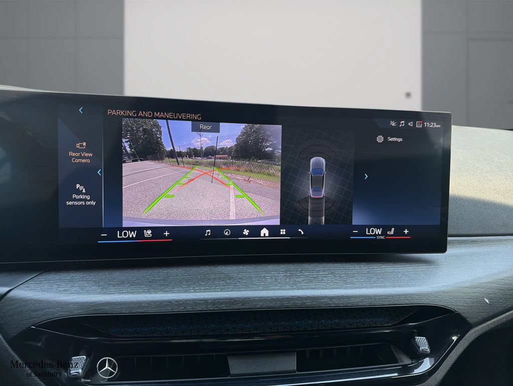 Used 2025 BMW 430i Convertible RWD image 12