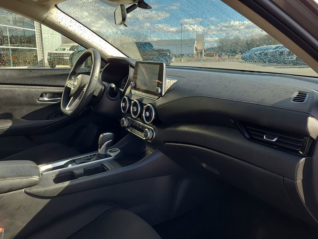 Used 2024 Nissan Sentra SV image 19