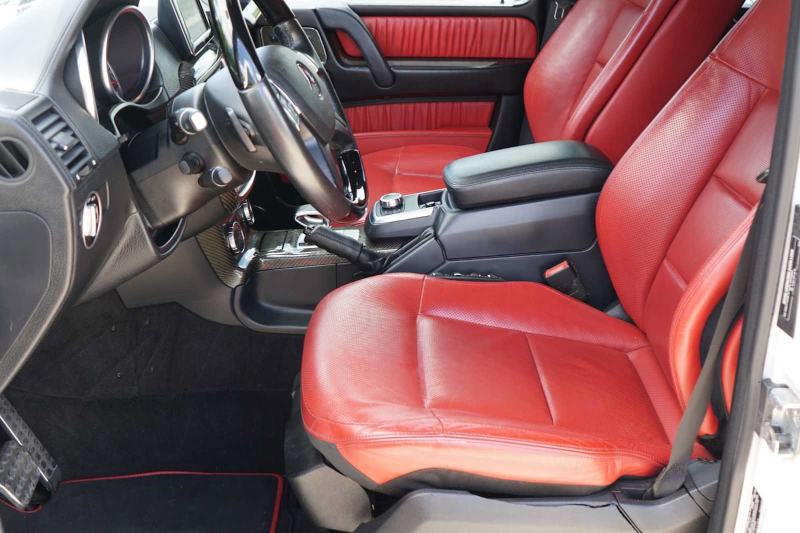 Used 2016 Mercedes-Benz G 63 AMG 4MATIC image 9
