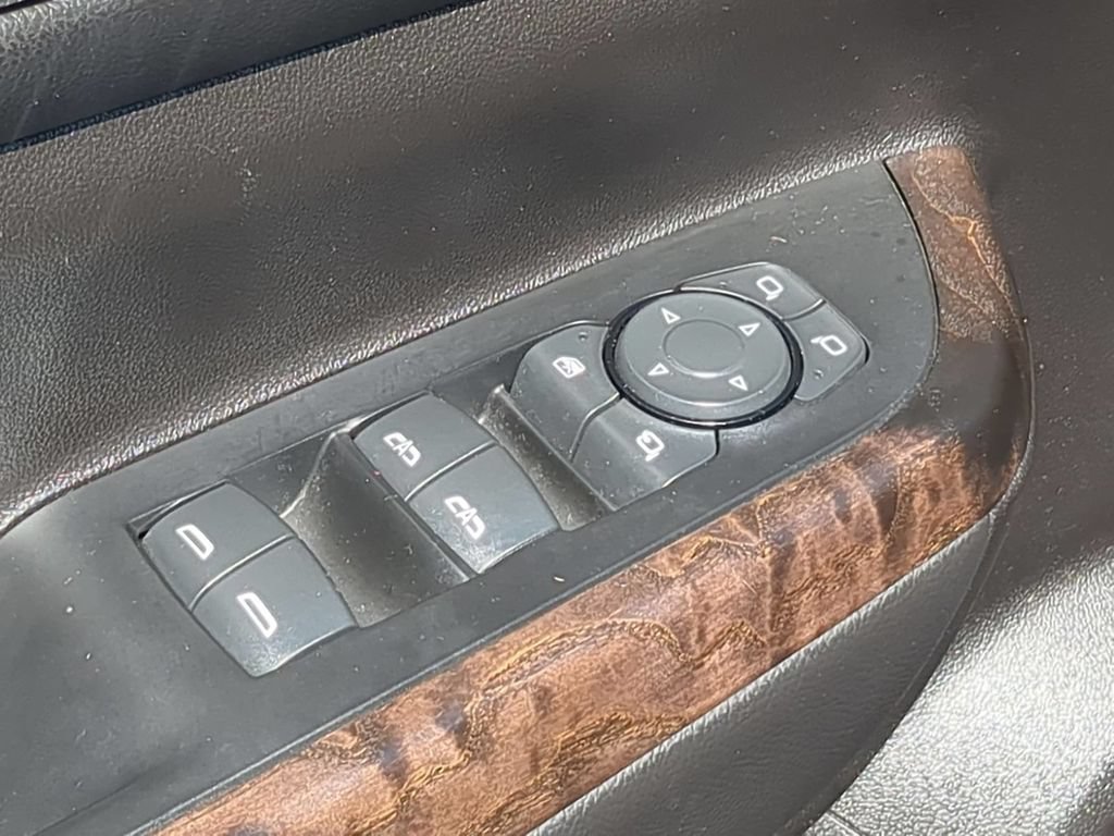 Used 2023 GMC Acadia Denali w/ Black Diamond Edition FWD image 28