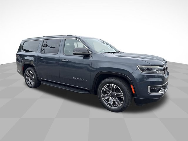 Used 2024 Jeep Wagoneer L Series II RWD image 3