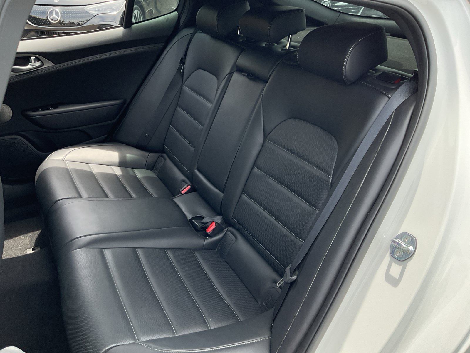Used 2021 Kia Stinger GT2 RWD image 19