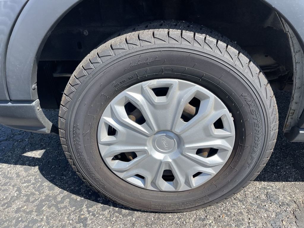 Used 2018 Ford Transit 350 XLT RWD image 2