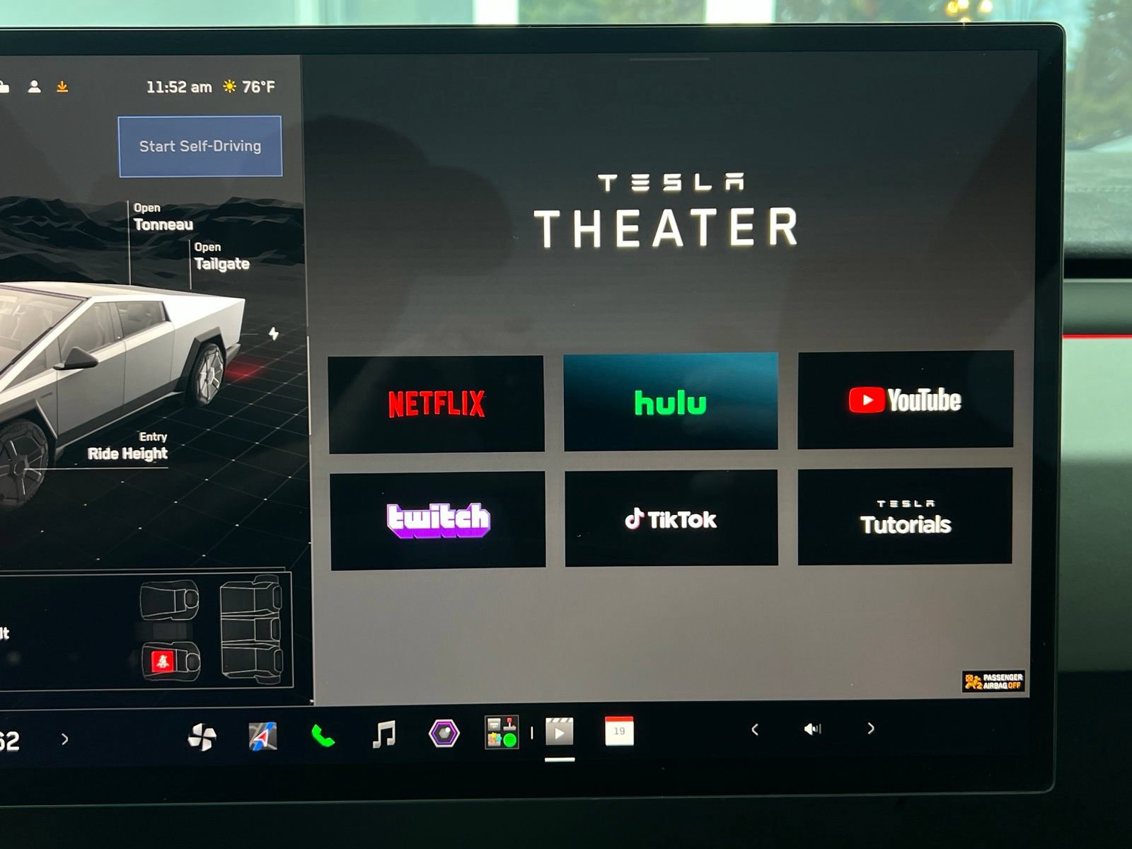 Used 2024 Tesla Cybertruck Cyberbeast AWD/4WD image 19