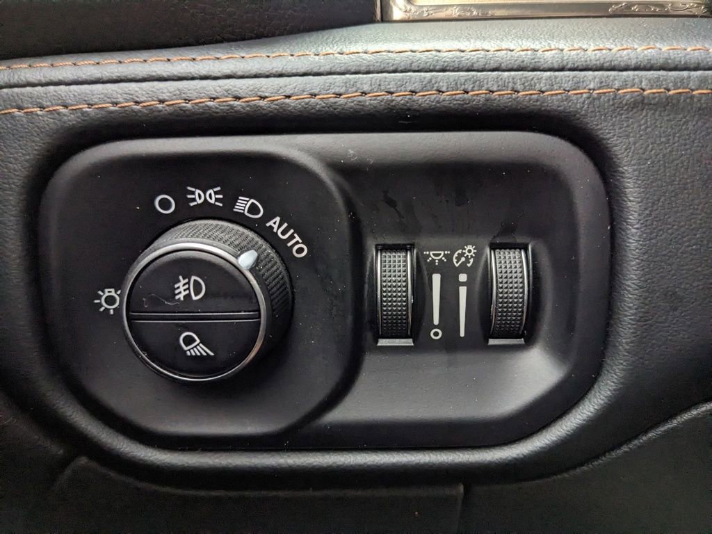 Used 2024 RAM 3500 Limited image 61