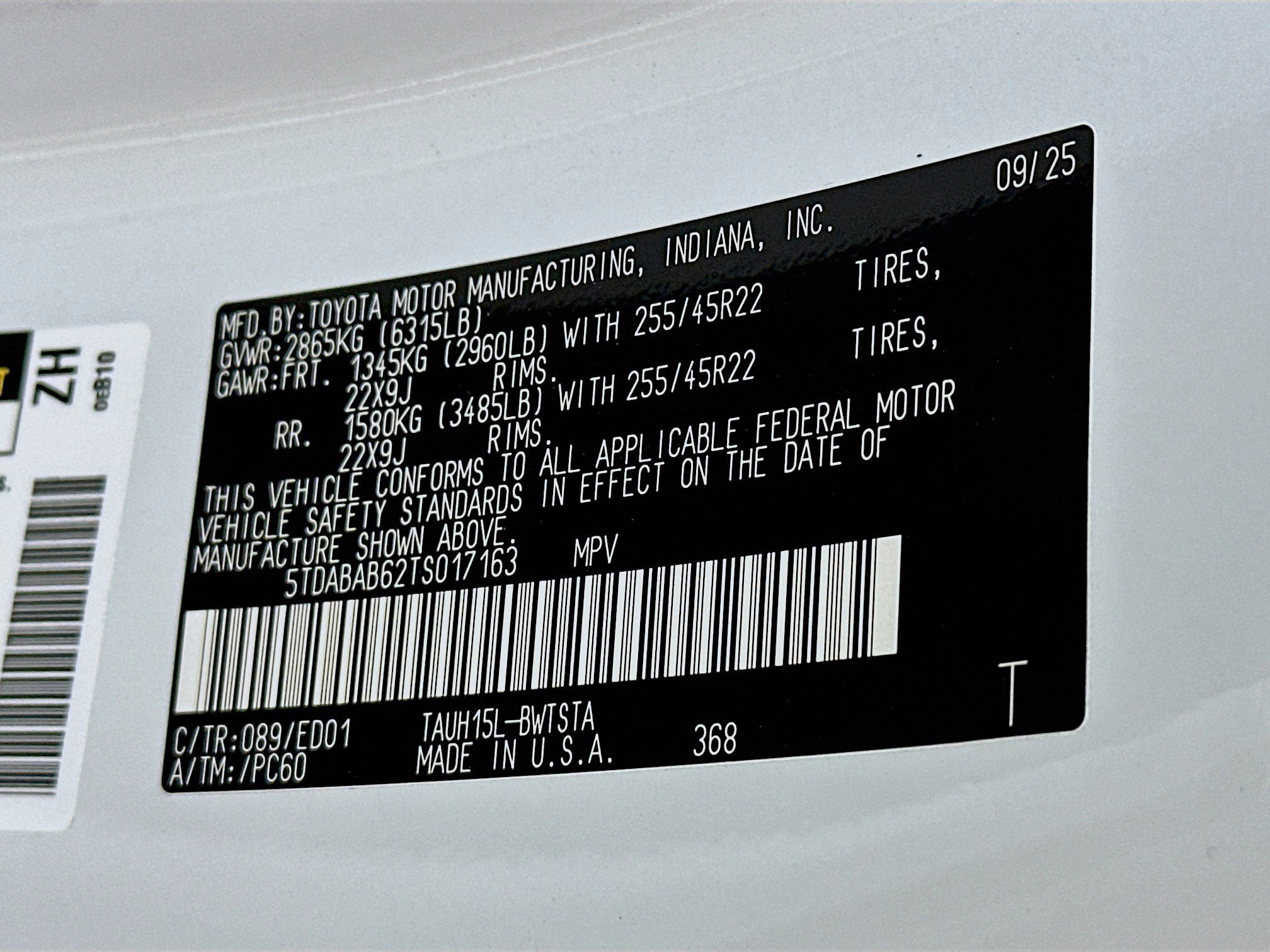 New 2026 Lexus TX 500h AWD image 36