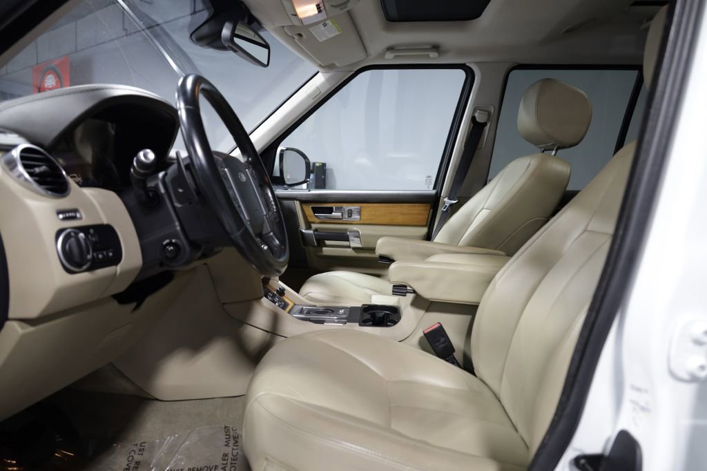 Used 2014 Land Rover LR4 HSE LUX AWD/4WD image 14