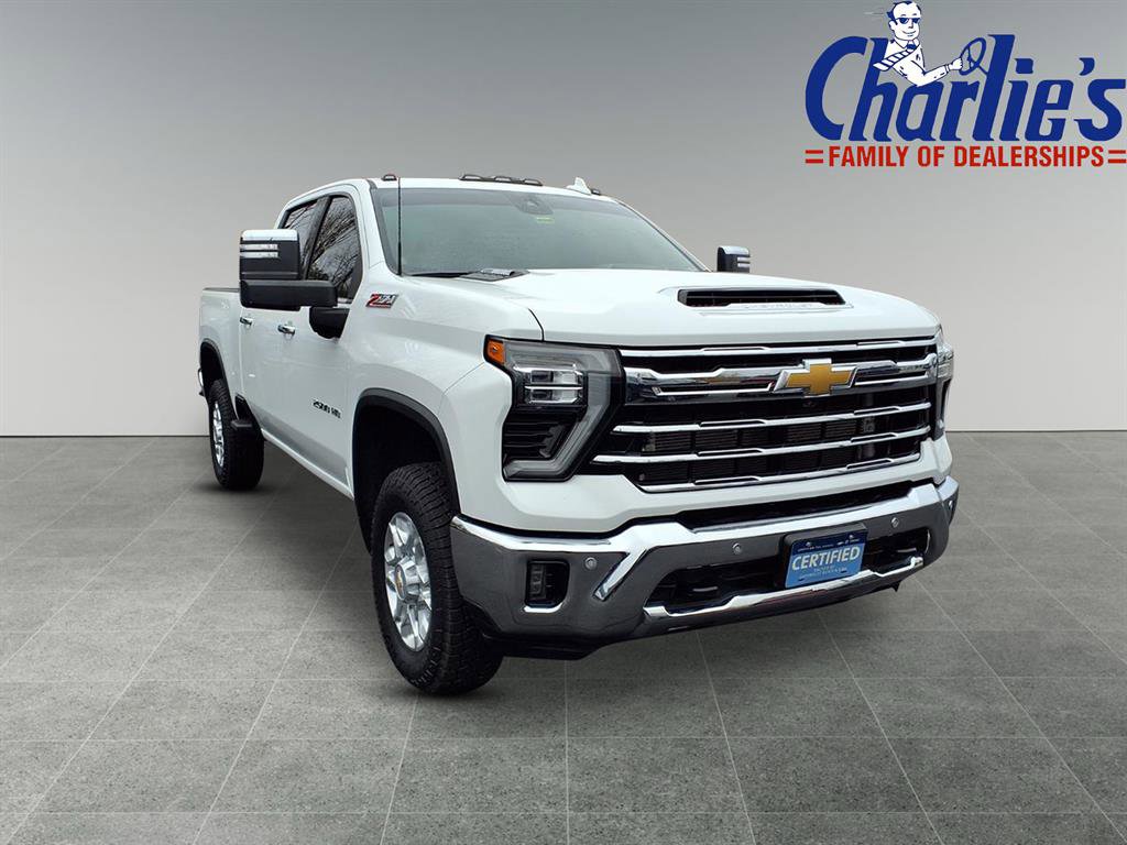 Used 2024 Chevrolet Silverado 2500 LTZ w/ LTZ Convenience Package AWD/4WD image 3
