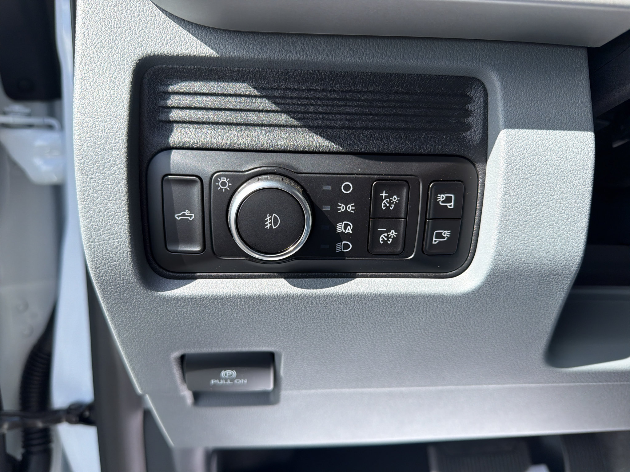 New 2027 Ford F250 XLT AWD/4WD image 17