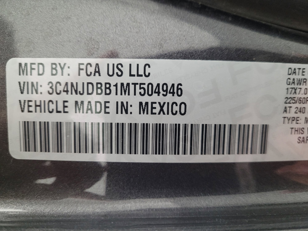 Used 2021 Jeep Compass Latitude image 33