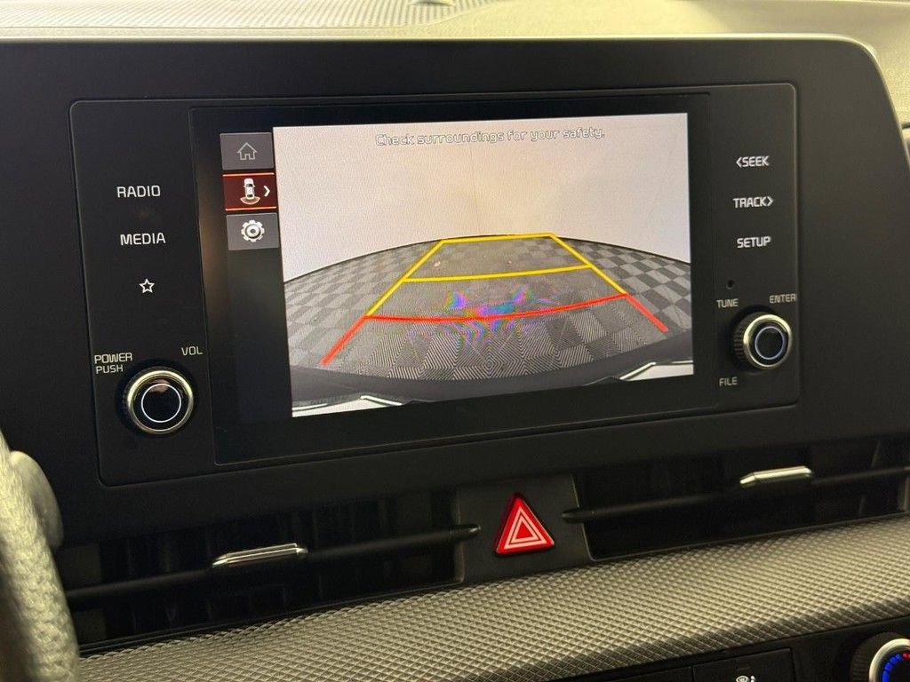 Used 2025 Kia Sportage LX image 25