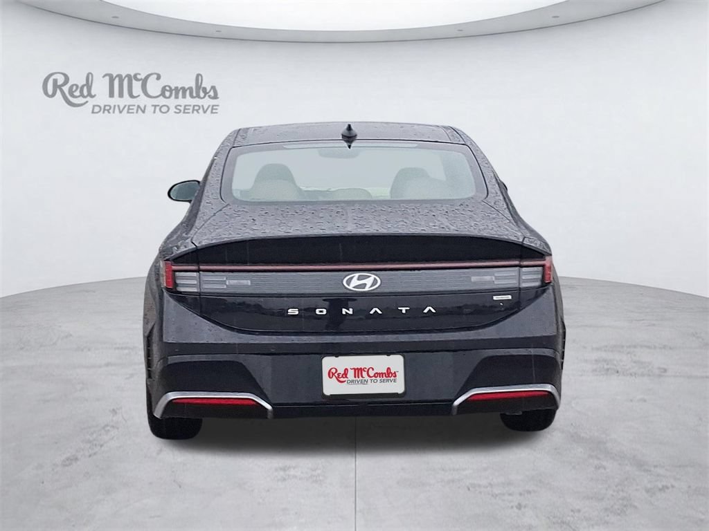 New 2026 Hyundai Sonata Limited FWD image 4