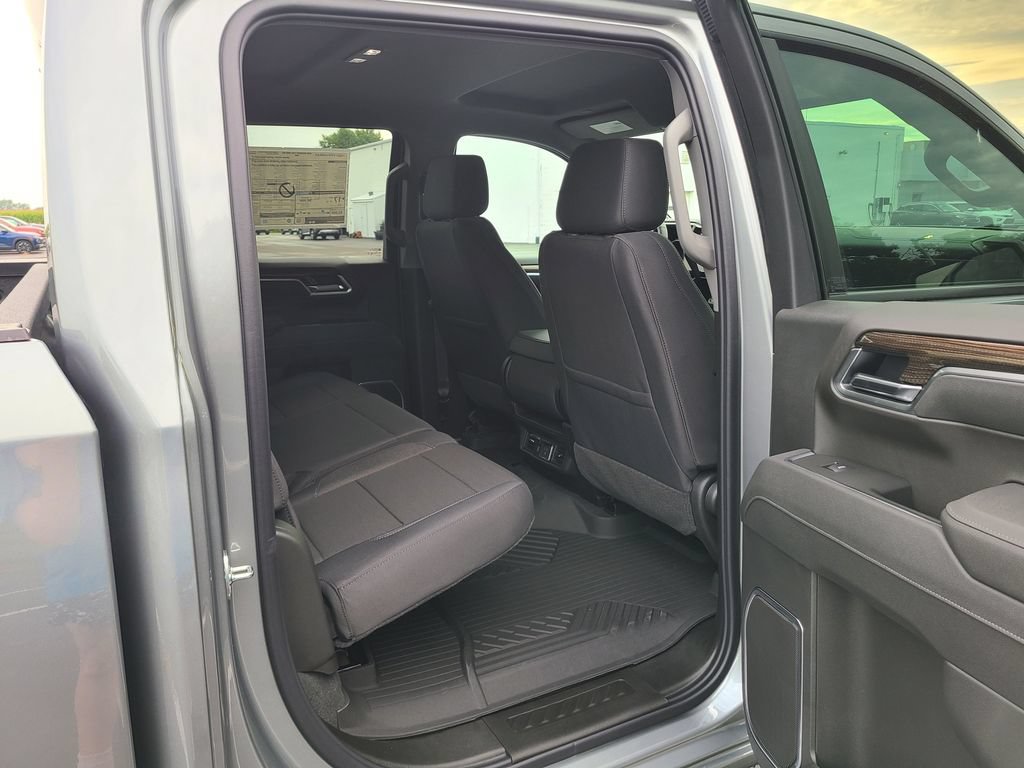 New 2026 Chevrolet Silverado 1500 RST AWD/4WD image 8