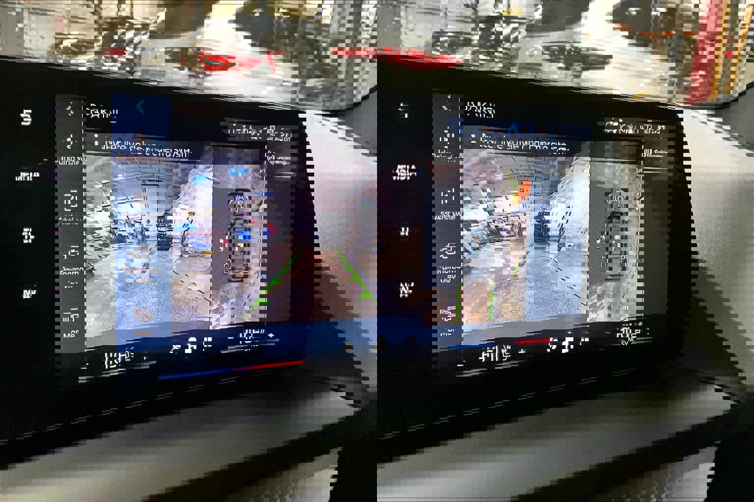 Used 2026 BMW 228i xDrive w/ Technology Package image 27