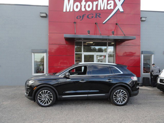 Used 2019 Lincoln Nautilus Reserve w/ Driver Assistance Package image 2