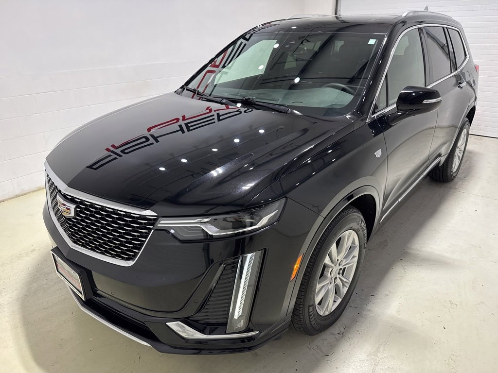 Used 2023 Cadillac XT6 Luxury image 9