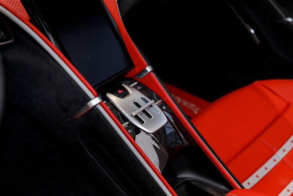 Used 2024 Ferrari Roma Spider RWD image 23