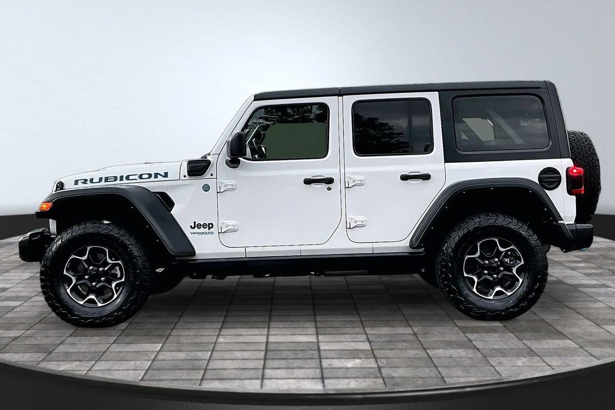Used 2022 Jeep Wrangler Unlimited Rubicon 4xe w/ Cold Weather Group AWD/4WD image 4