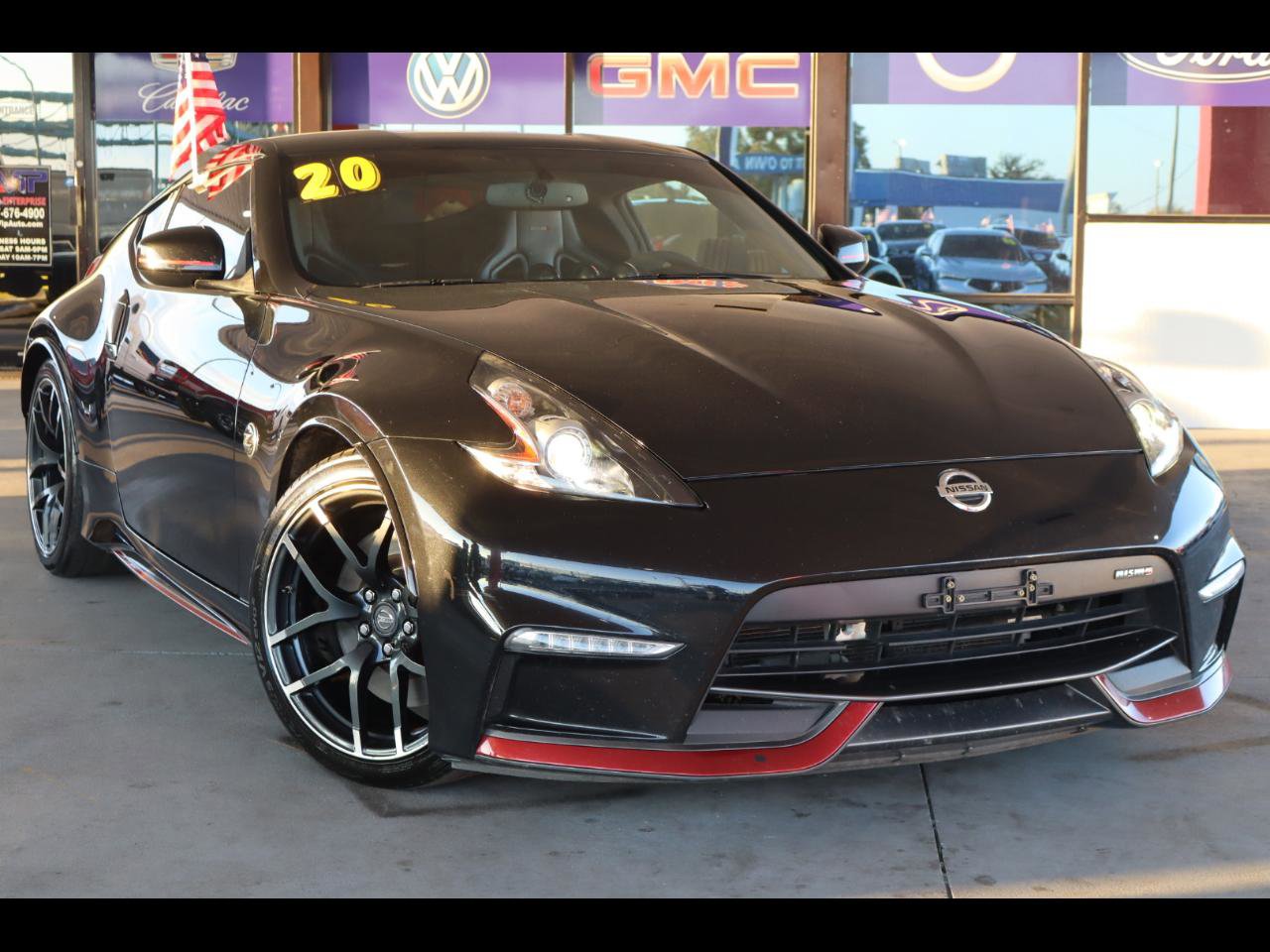 Used 2020 Nissan 370Z NISMO image 1