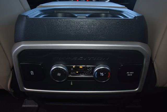 Used 2023 Ford Expedition Max XLT image 39