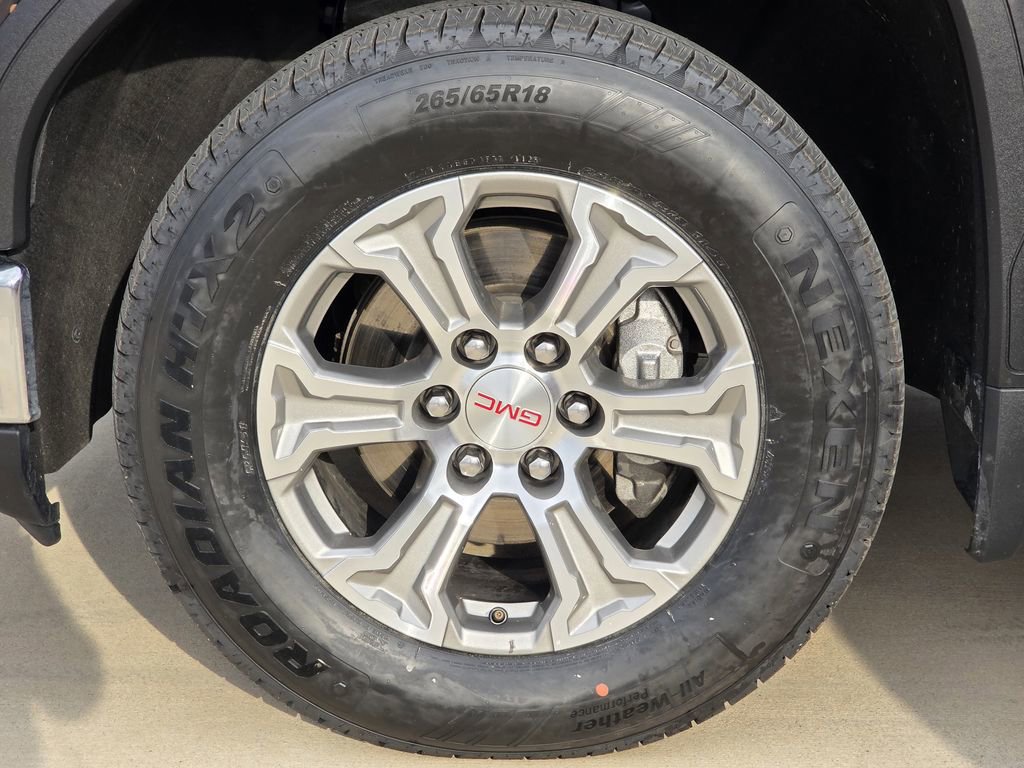Used 2024 GMC Sierra 1500 SLT RWD image 9