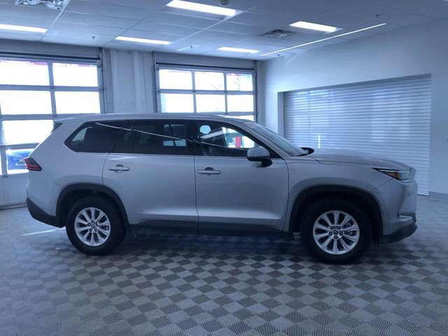 Certified 2025 Toyota Grand Highlander AWD image 37