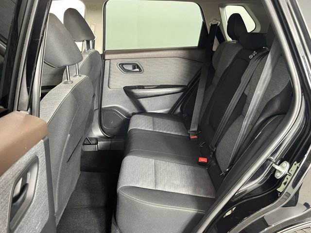 Used 2021 Nissan Rogue S AWD/4WD image 23