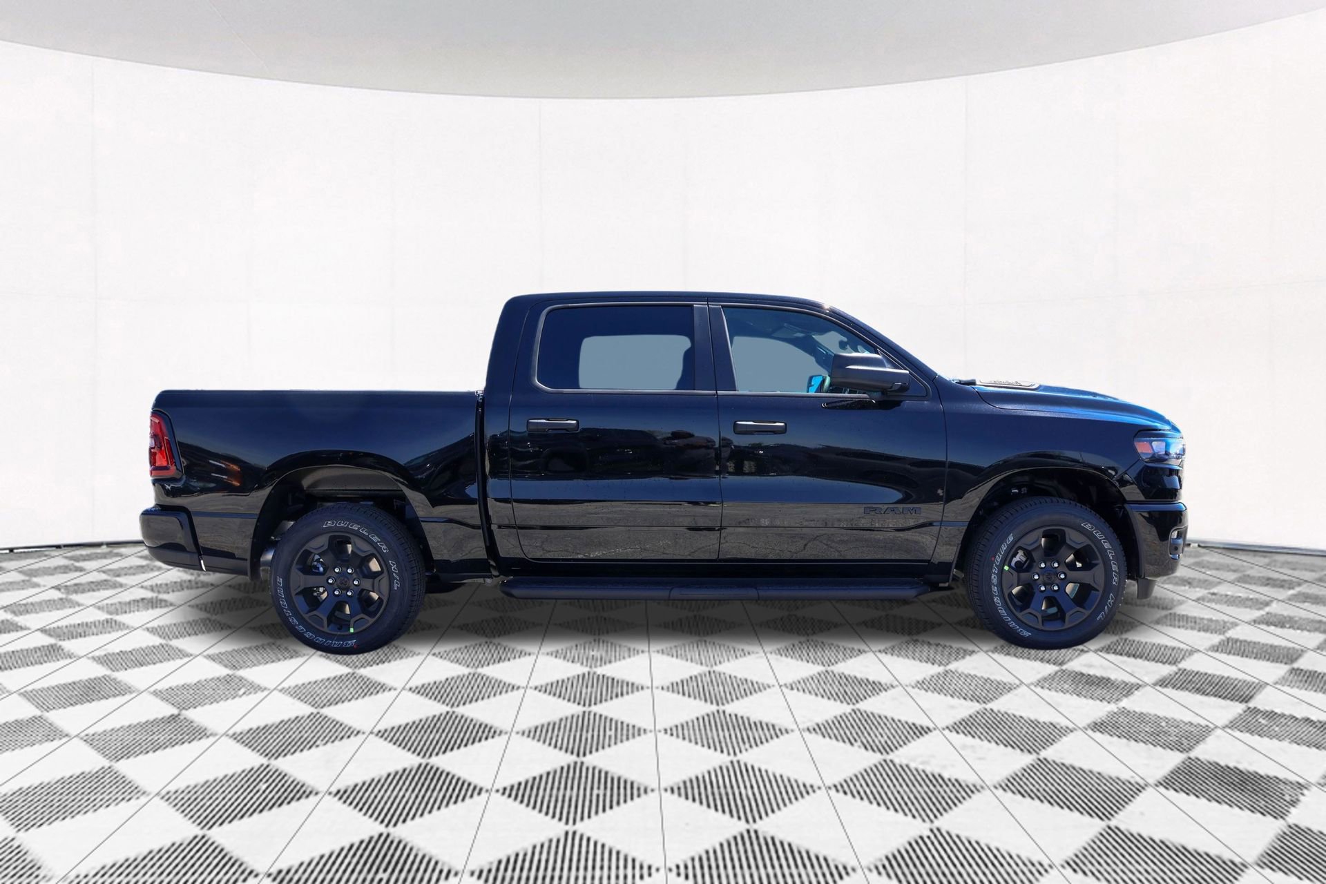 New 2026 RAM 1500 Express AWD/4WD image 10