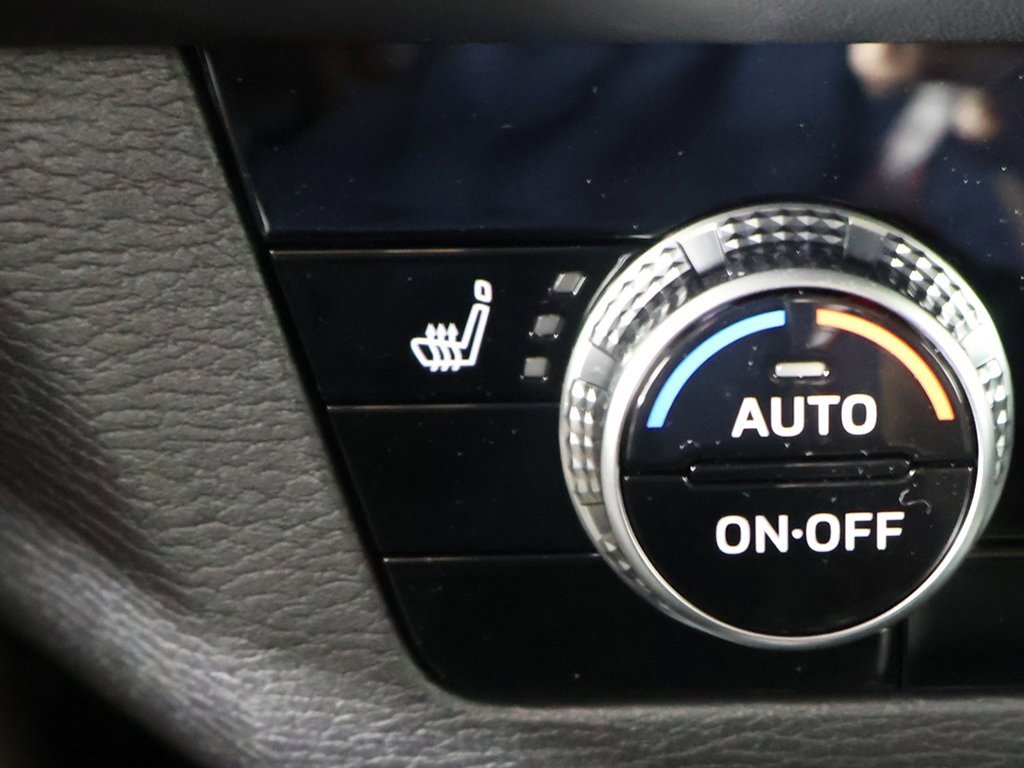 New 2025 Mitsubishi Outlander SE image 53