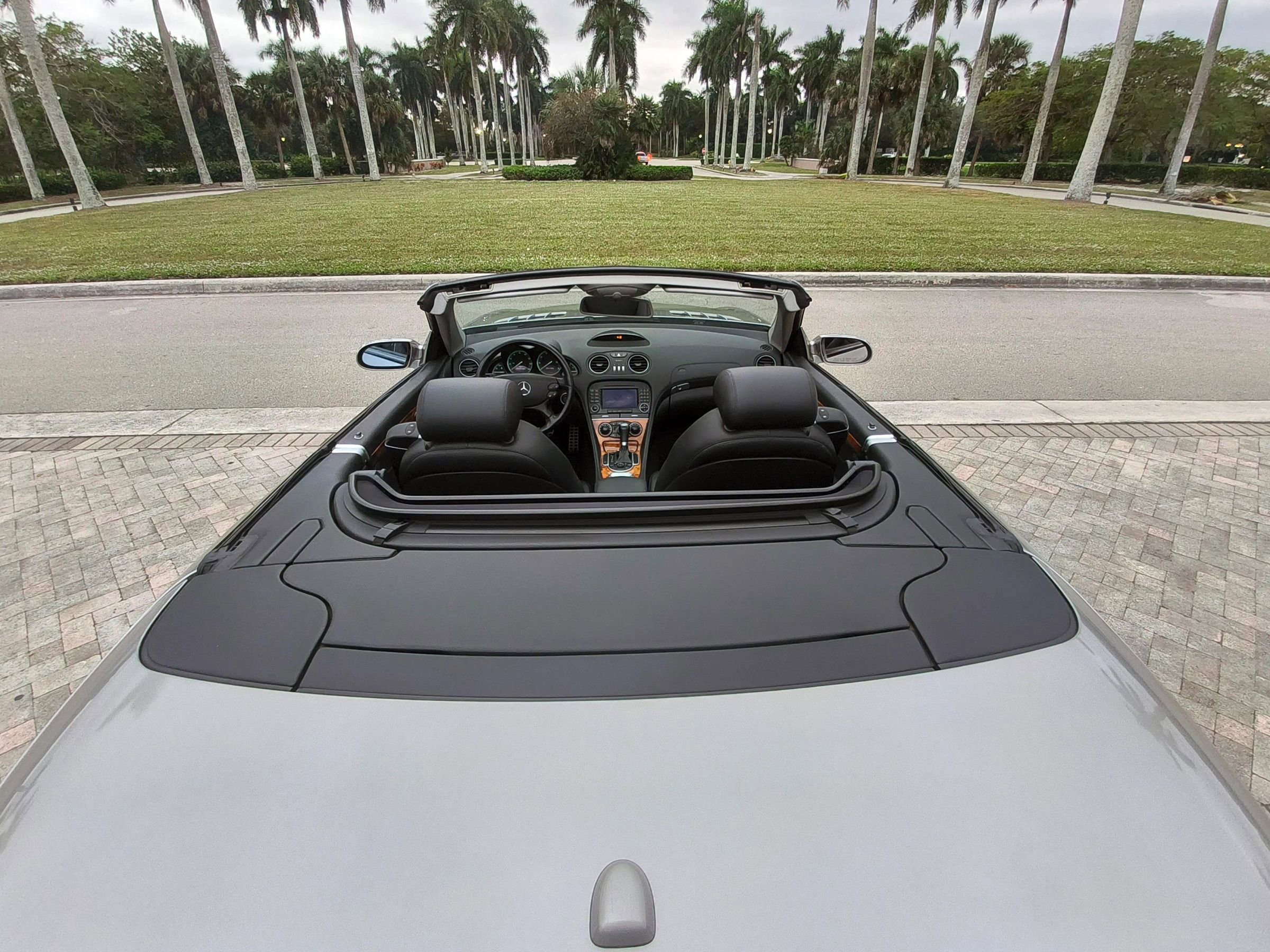 Used 2007 Mercedes-Benz SL 550 image 10